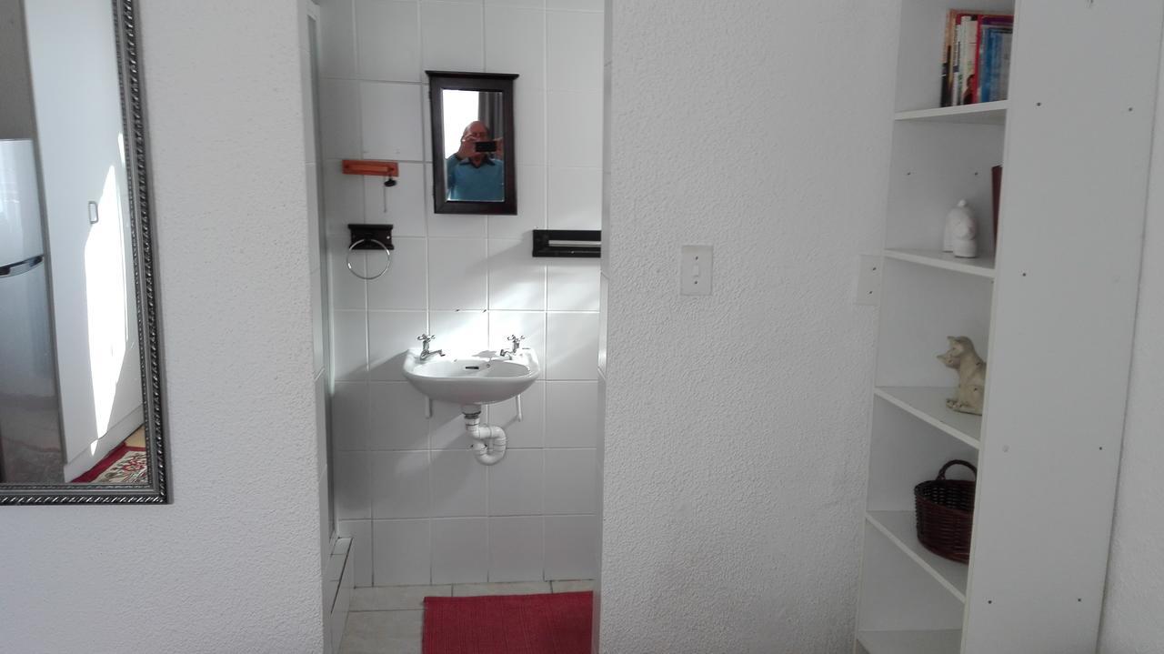 50 On Theal Apartment Parow Exterior photo